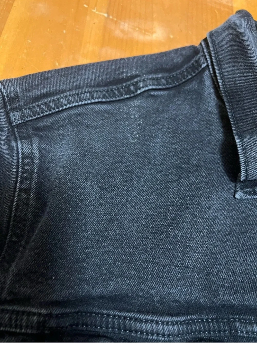 Levi’s 72334-0223 Black Denim Trucker Jacket Mens Size XL Distressed Type III